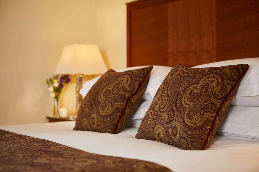 Hotel Macdonald Old England & 4*