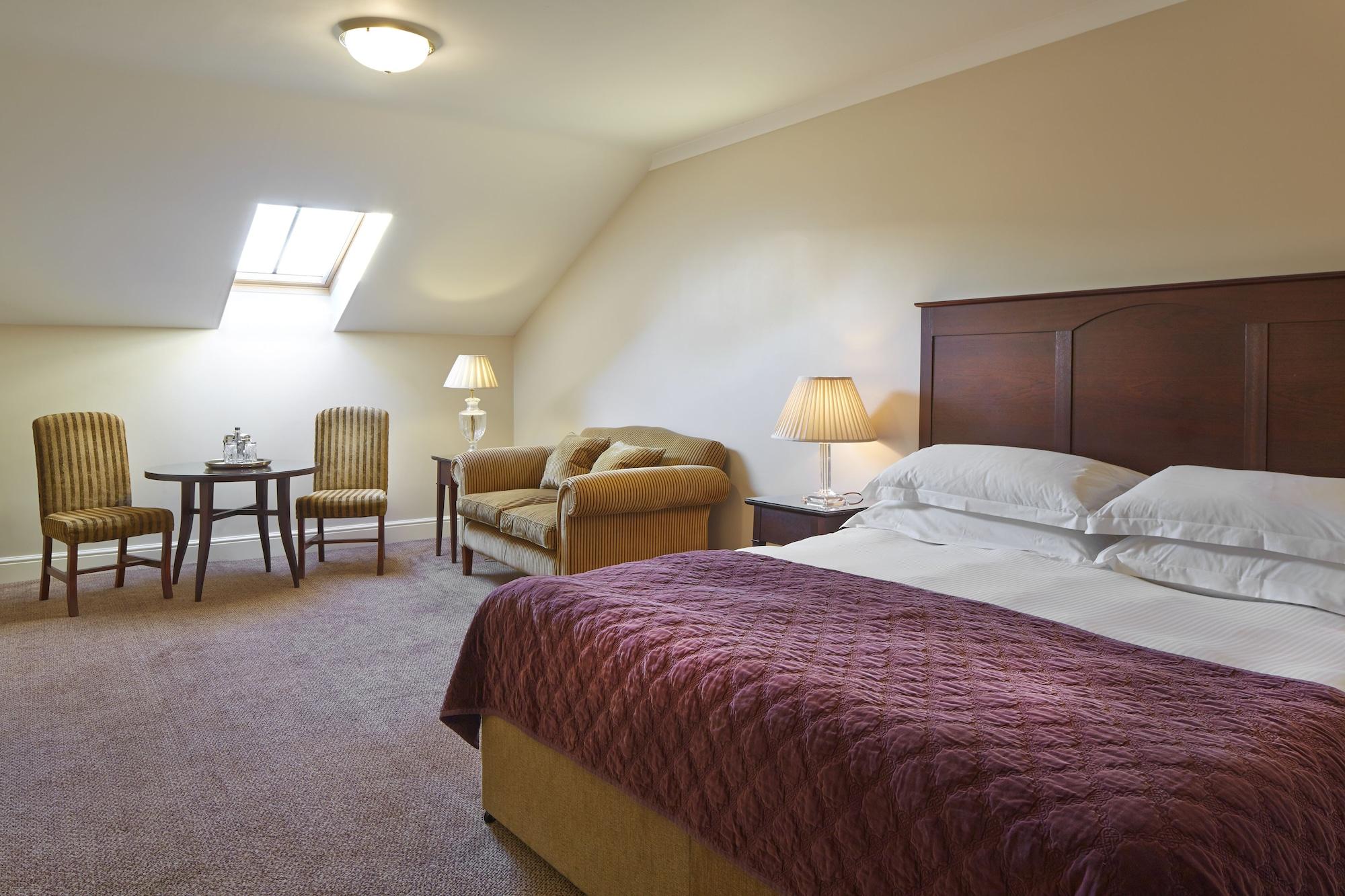 Macdonald Old England & 4* Bowness-on-Windermere