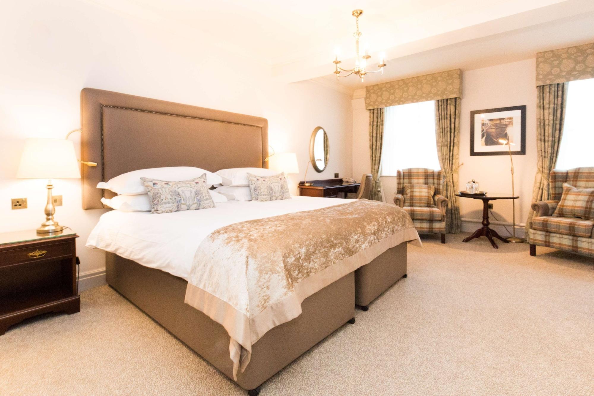 Macdonald Old England & 4* Bowness-on-Windermere