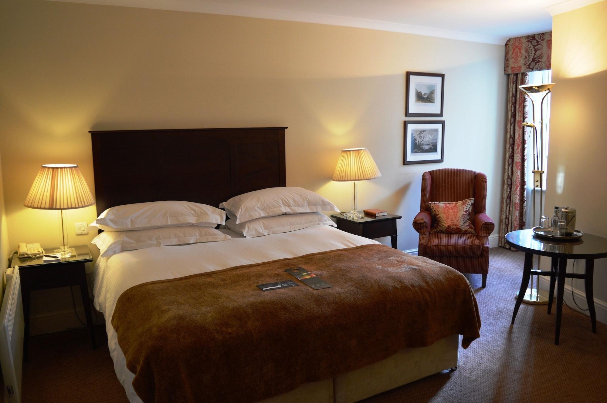 Macdonald Old England & 4*